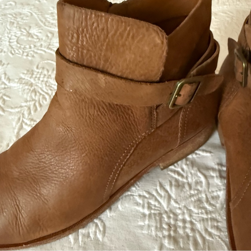 Kork Ease Brown Leather Ankle Booties size 11